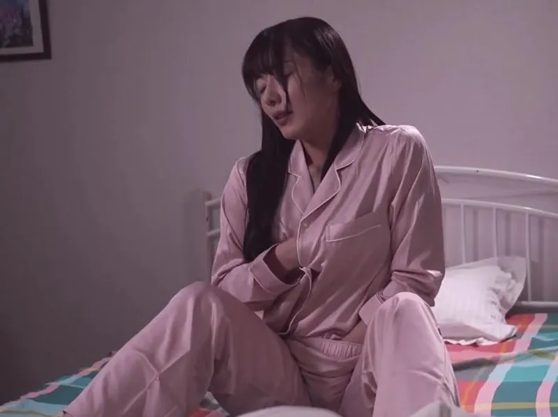 Thủ dâm hàng đêm vì gã chồng bỏ bê, cô vợ quyết định tìm đến ứng dụng hèn hò