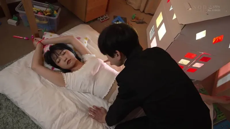 Trả thù anh trai thường xuyên bắt nạt bằng cách chịch ghệ anh ấy