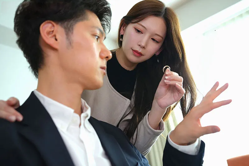 Cô vợ đi đi giã ngoại, anh xã ở nhà bị nhỏ em bà xã gạ quan hệ không trượt phát nào